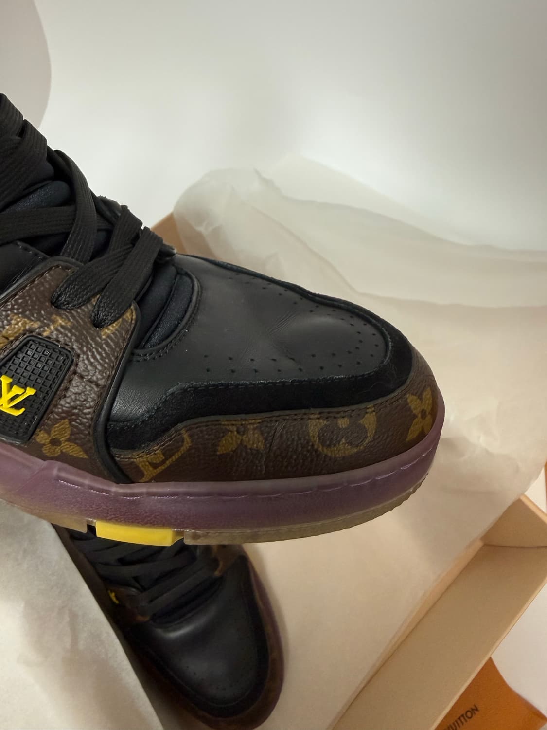 루이비통 LV 트레이너 스니커즈 UK9 상품이미지6