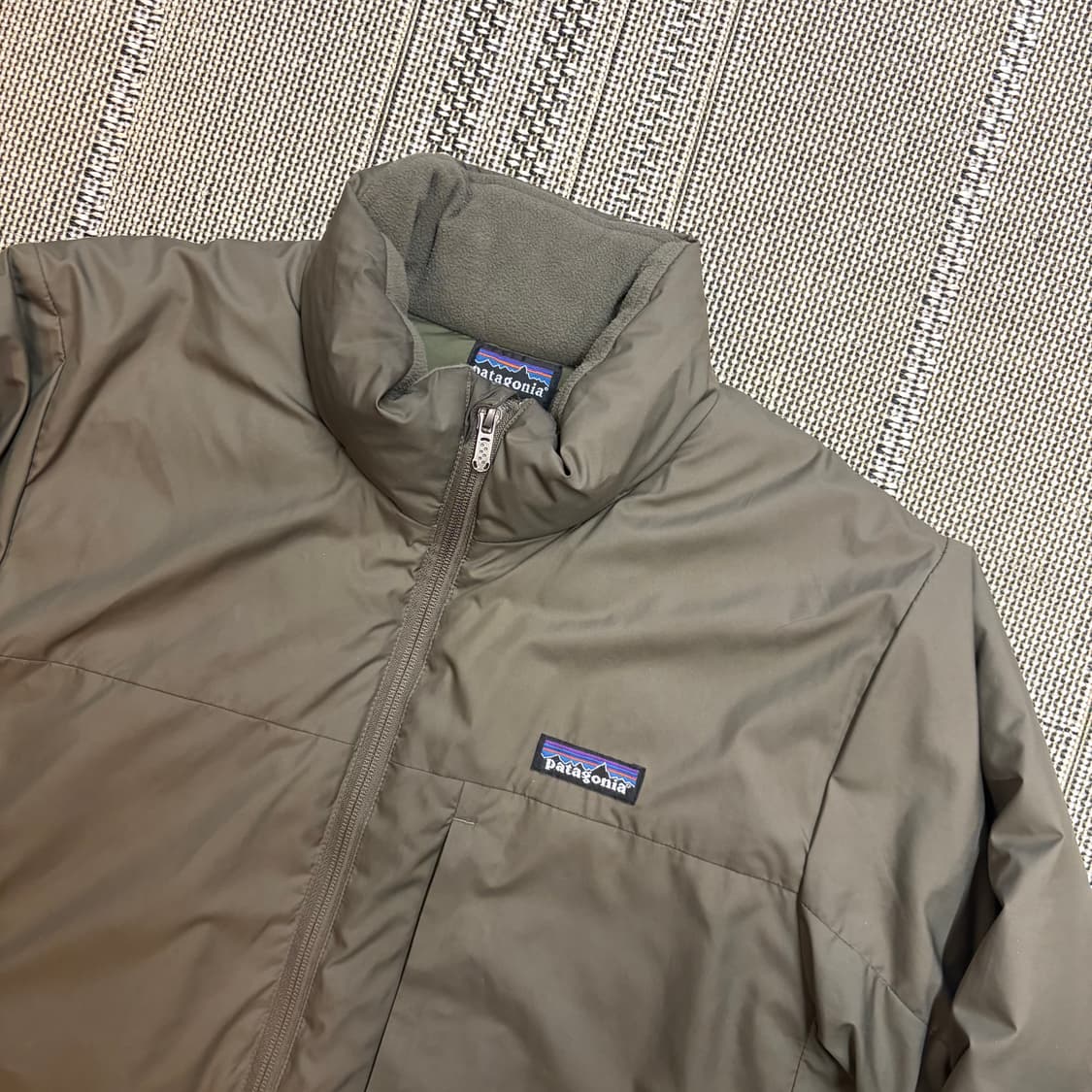 파타고니아 맨즈 스텔스 다우너 자켓 상품이미지2