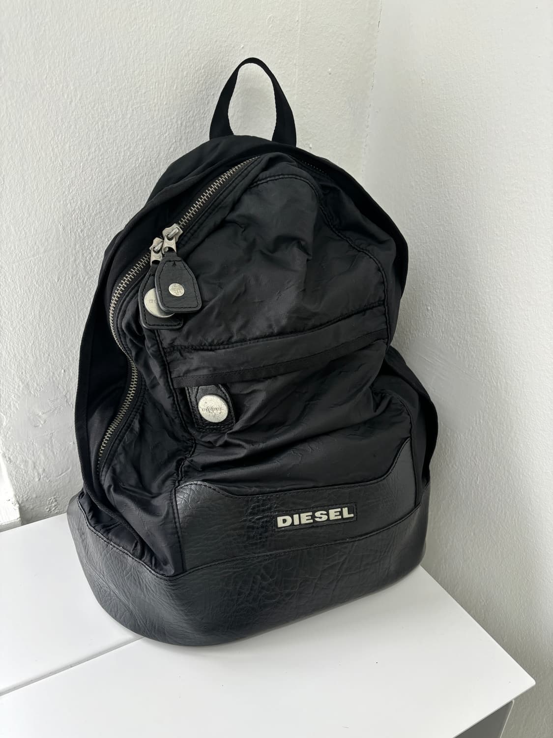 Diesel unisex backpack 상품이미지1