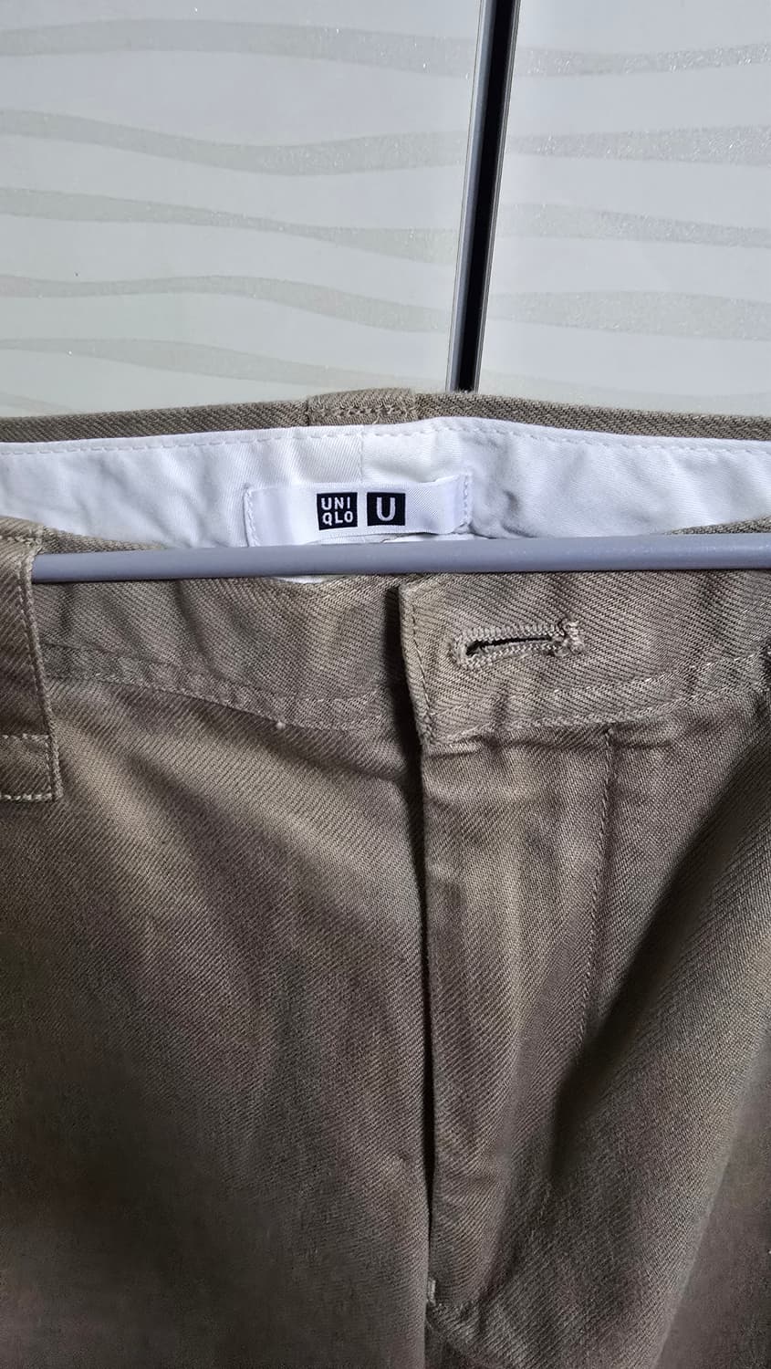 유니클로 치노팬츠 상품이미지1