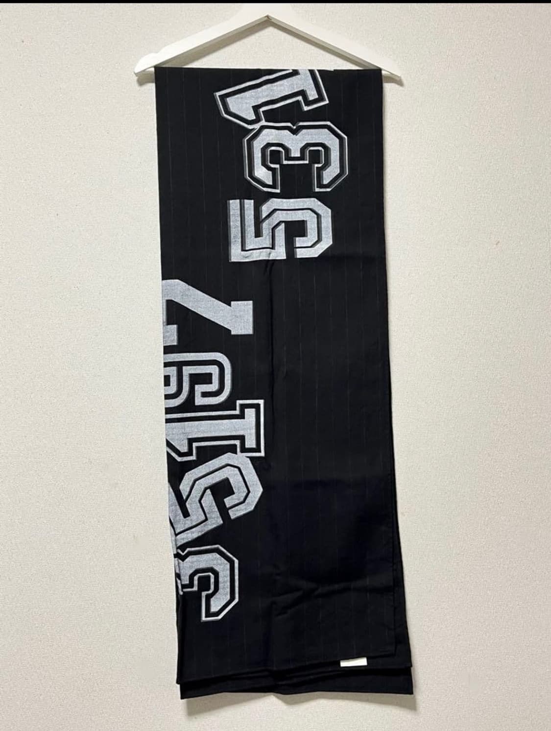 꼼데가르송 블랙 21AW 넘버링 머플러 상품이미지5