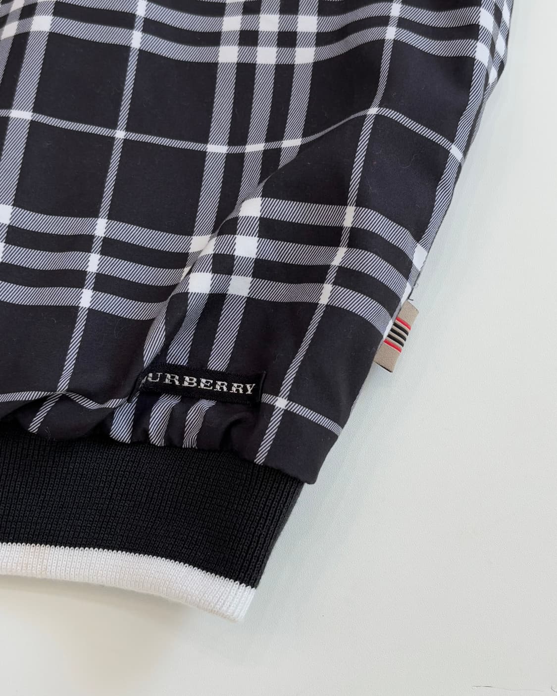 Burberry 버버리 리버시블 폴리쉘 베스트 웜업   상품이미지3