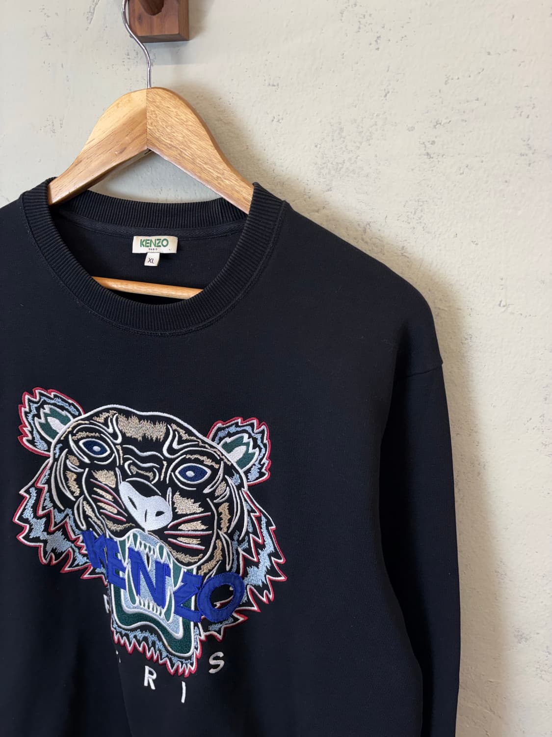 겐조 타이거 자수 맨투맨 블랙 상품이미지4