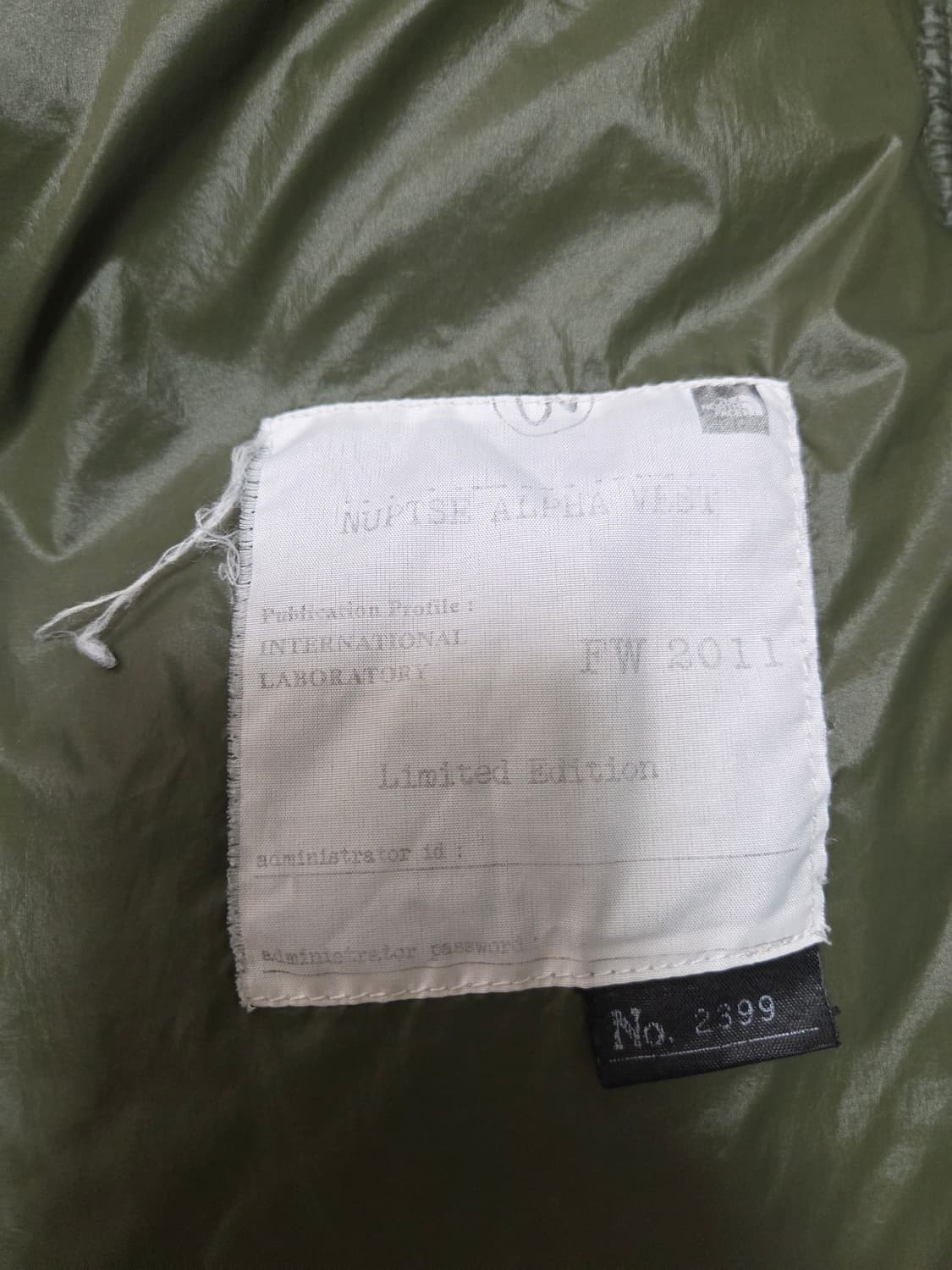 노스페이스 700LTD 패딩 베스트 상품이미지10