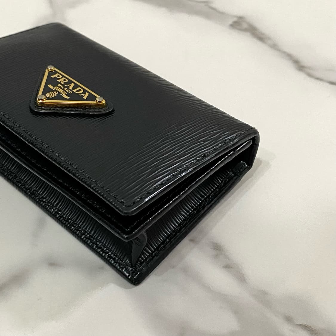프라다 비텔로무브 삼각로고 카드지갑 명함지갑 블랙 1MC122 상품이미지2