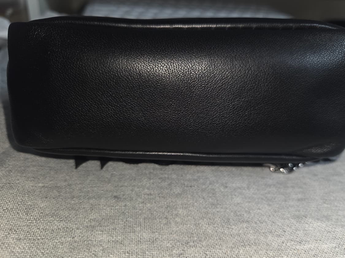 비비안웨스트우드 나파 스몰 체인백 상품이미지6