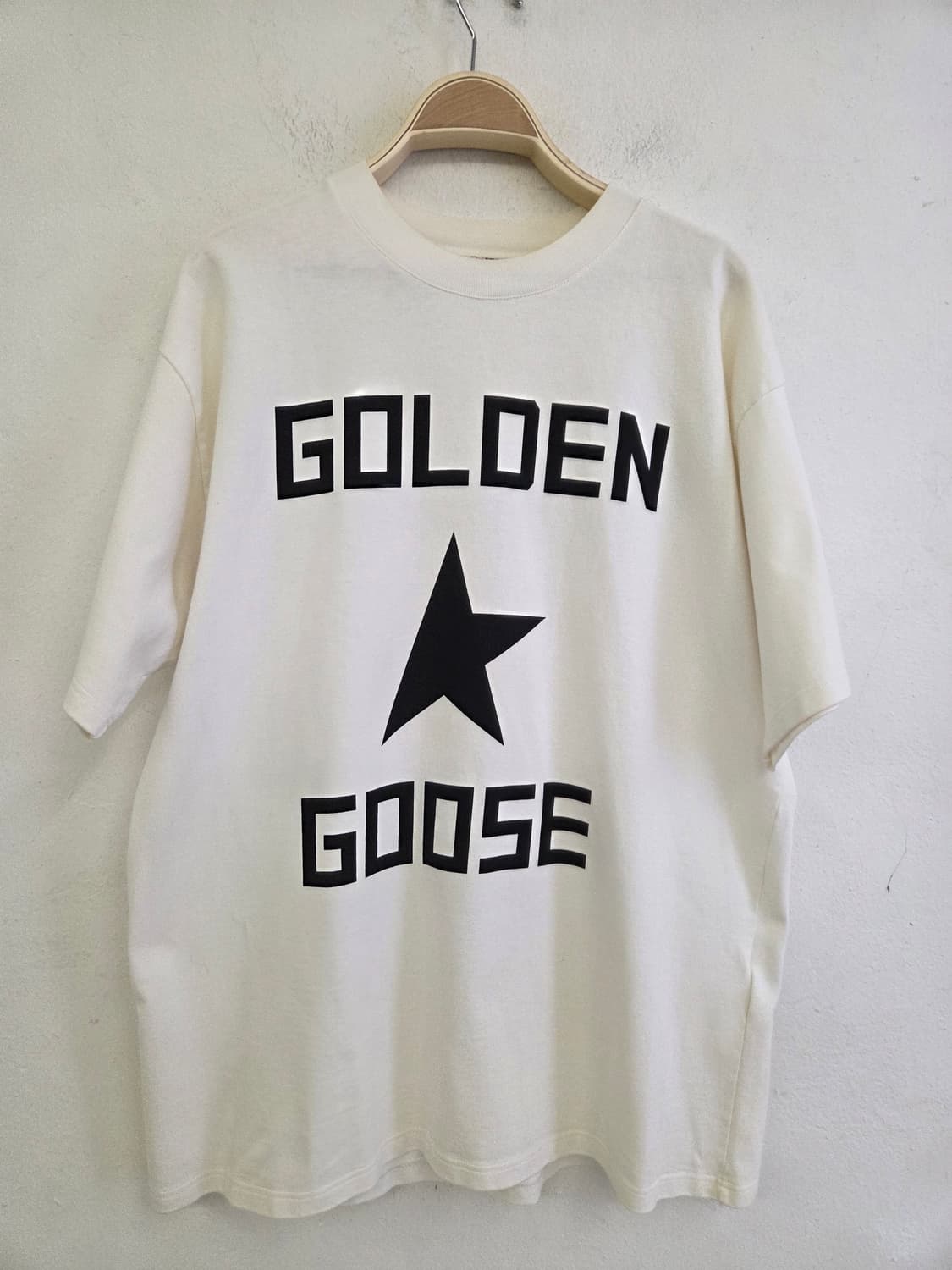 골든구스 반팔티 M사이즈 상품이미지2