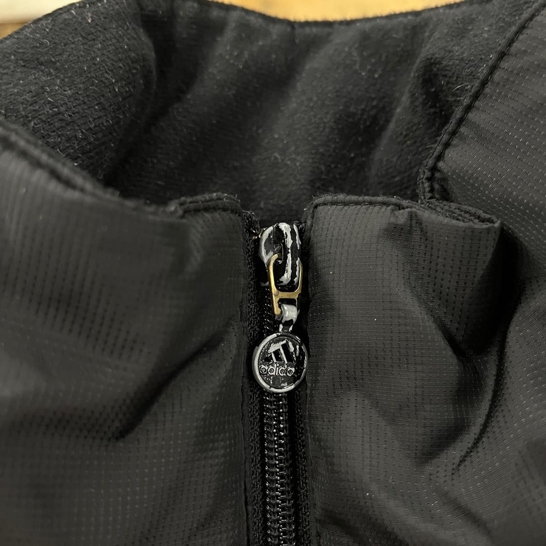 [정품/85] 아디다스 삼선 패딩 블랙 골드 b15 상품이미지8