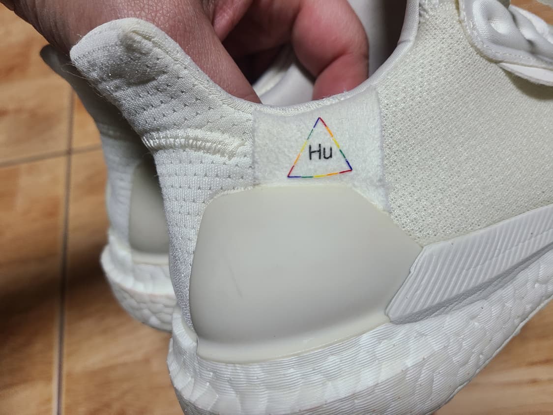 아디다스 퍼렐 솔라 휴 부스트260 상품이미지8