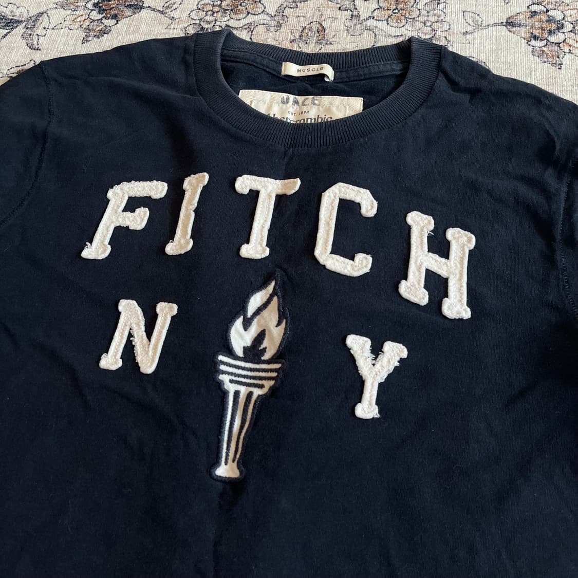 아베크롬비 로고 패치 반팔티 상품이미지2