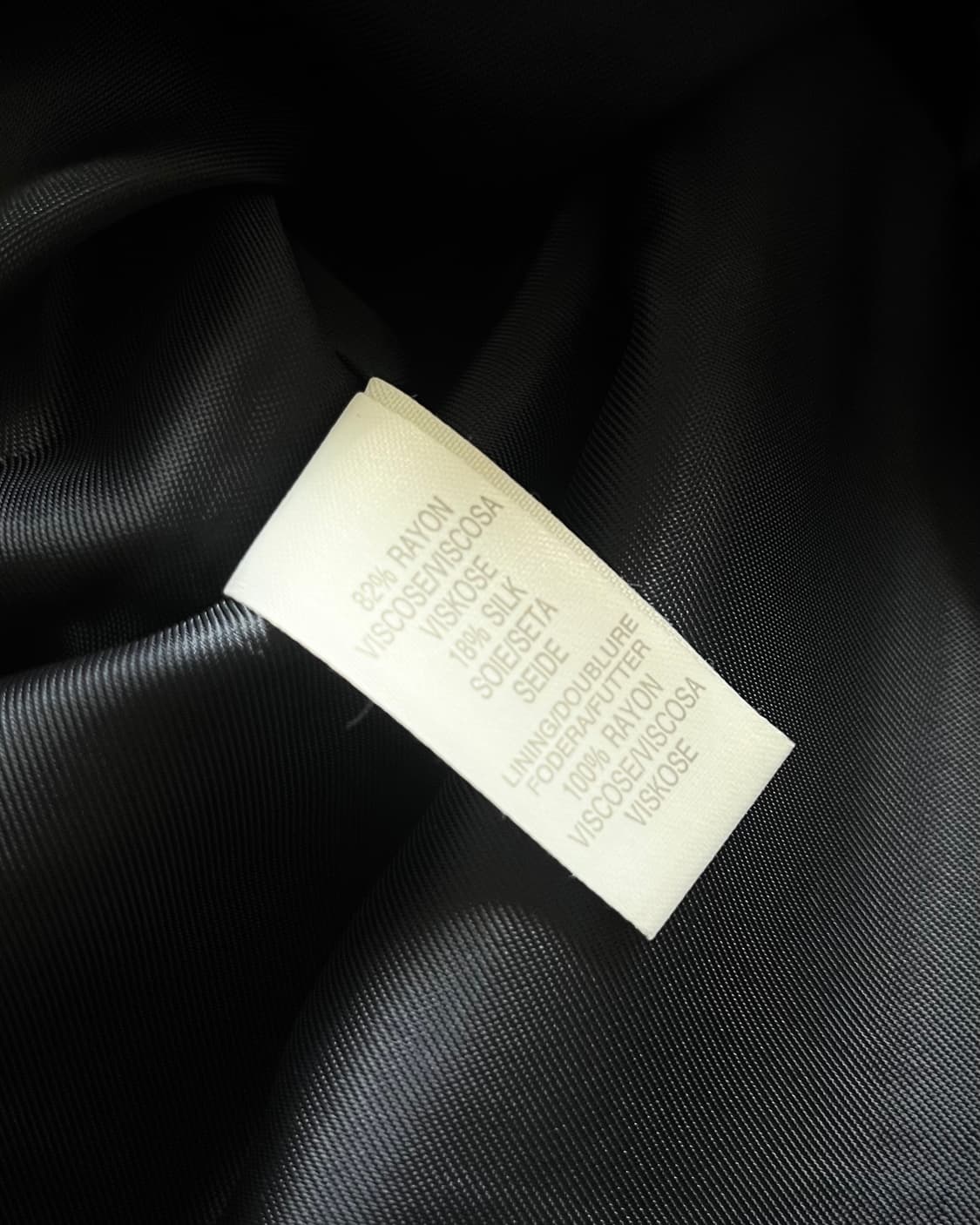 Paul Smith Archive 3D Brushed Silk Vest 상품이미지7