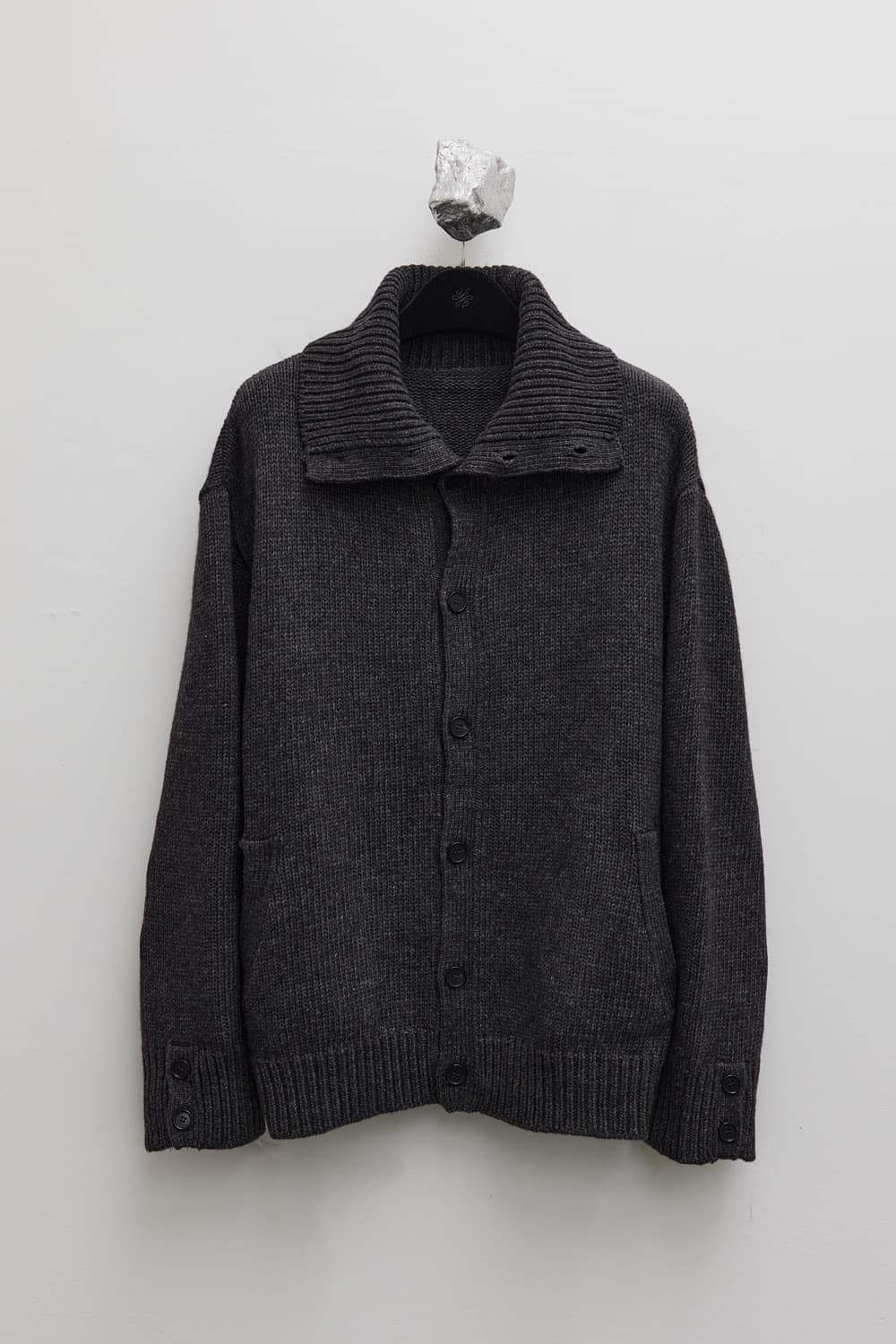 [YOUTH] Heavy-weight Knit Cardigan 상품이미지5