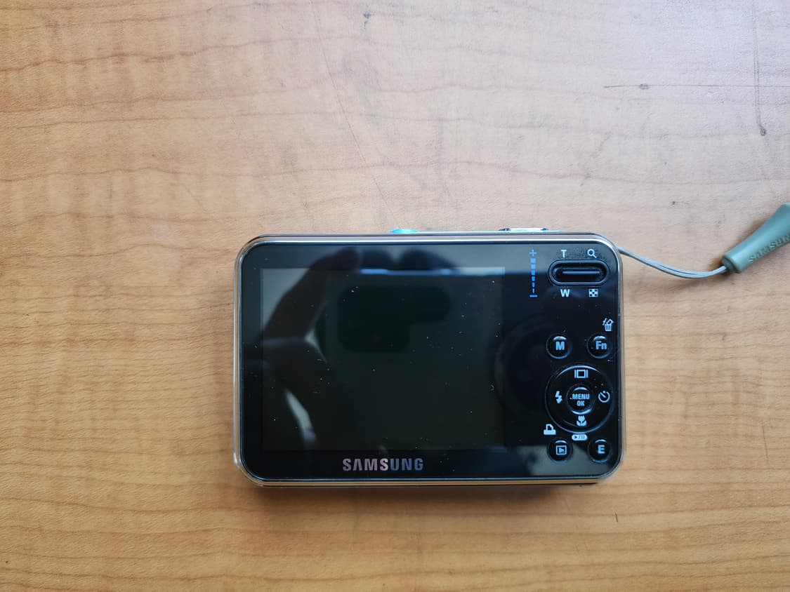 삼성 VLUU i8 엔시티 재민 디카 스카이블루 판매합니다 상품이미지3