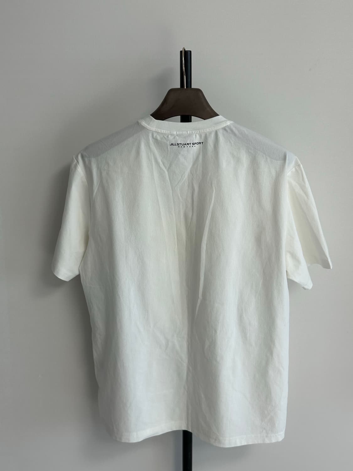 질스튜어트 스포츠 그래픽 반팔티 화이트 상품이미지2