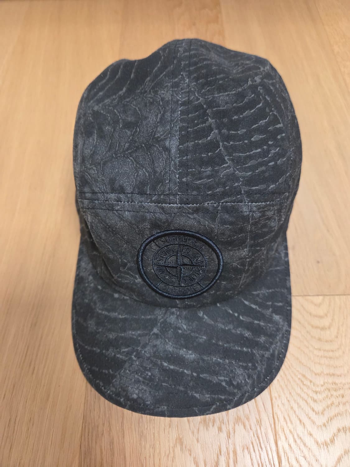 스톤아일랜드 X 슈프림 캠프캡 블랙 23FW 상품이미지1