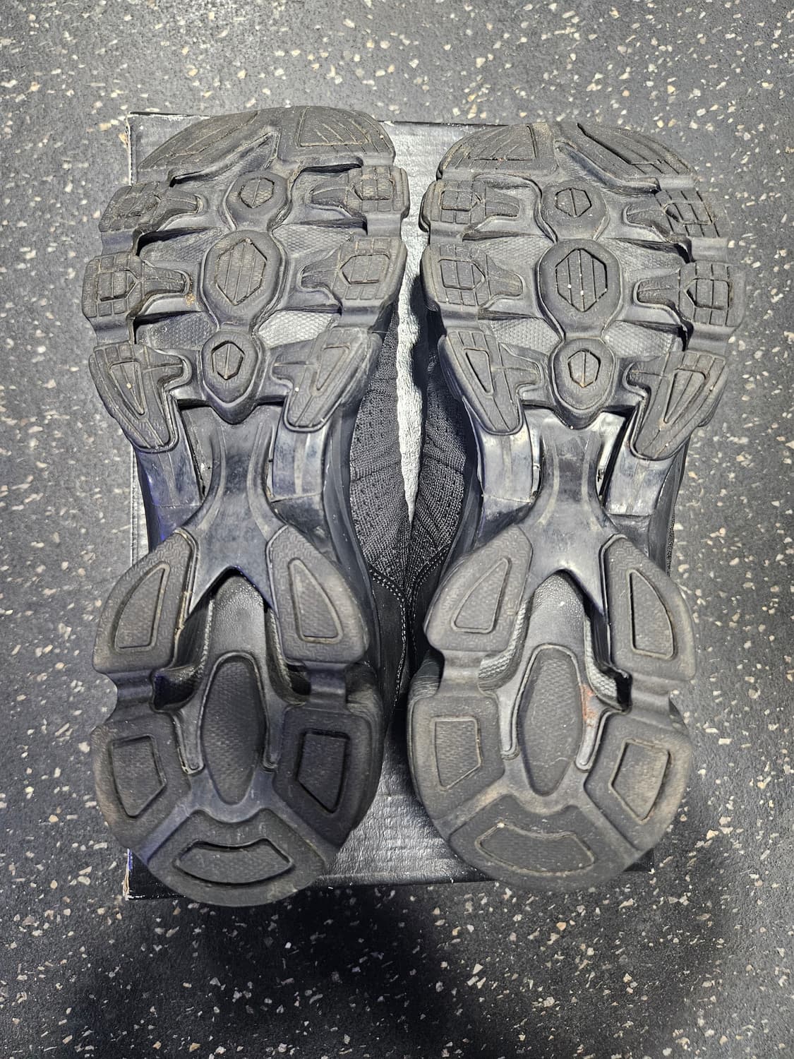 밸롭 티바트 1.0 올블랙 265mm 상품이미지3