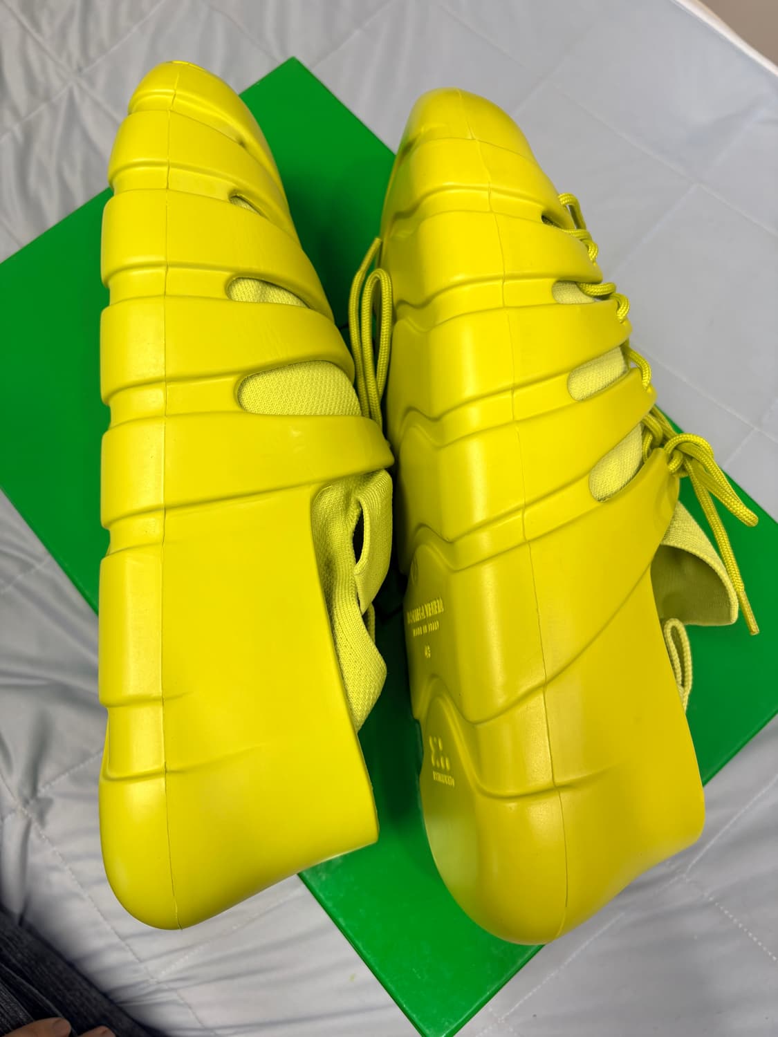 보테가베네타 트레일 러버 니트 스니커즈 상품이미지6