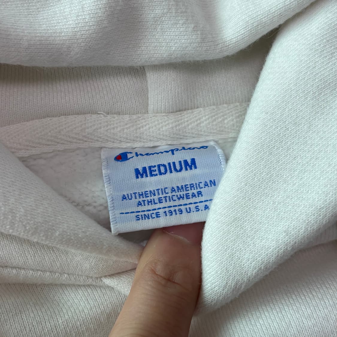 챔피언(Champion) 클래식 스크립트 로고 화이트 후드티 상품이미지4