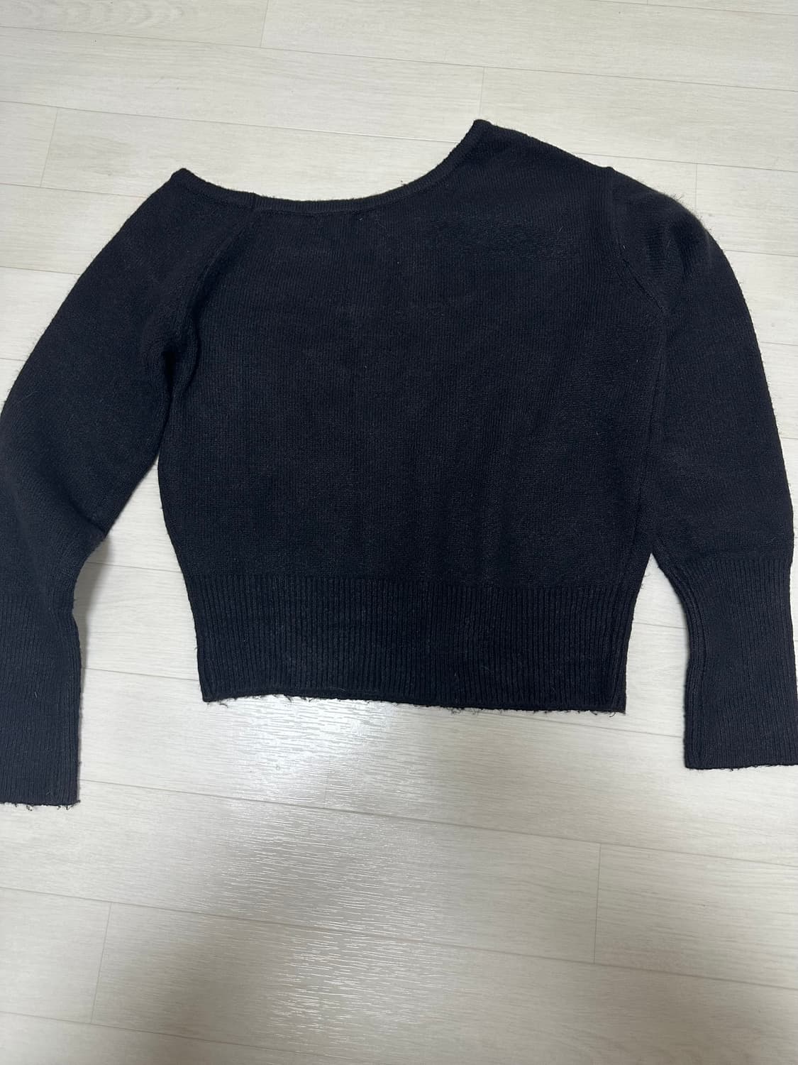 바이너리원 모비 울 언발니트 오프숄더 니트 블랙 상품이미지7