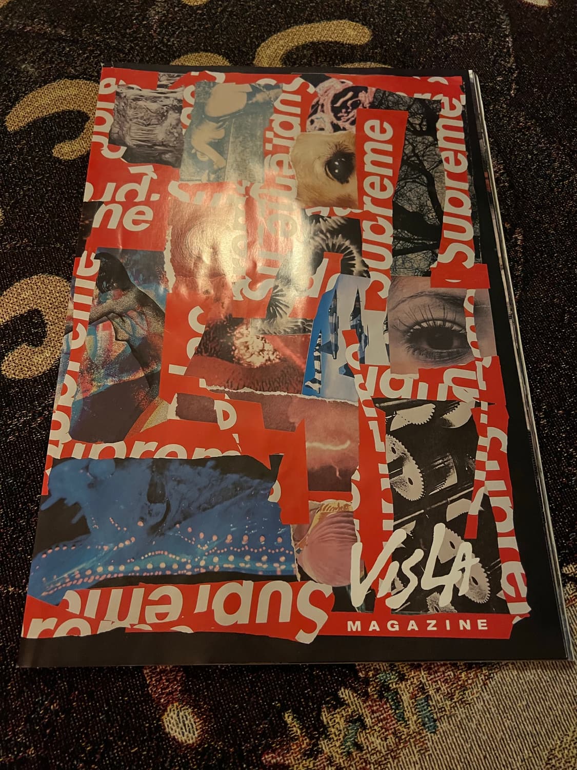 슈프림 x 비슬라 매거진 슈프림 스페셜 이슈 상품이미지2