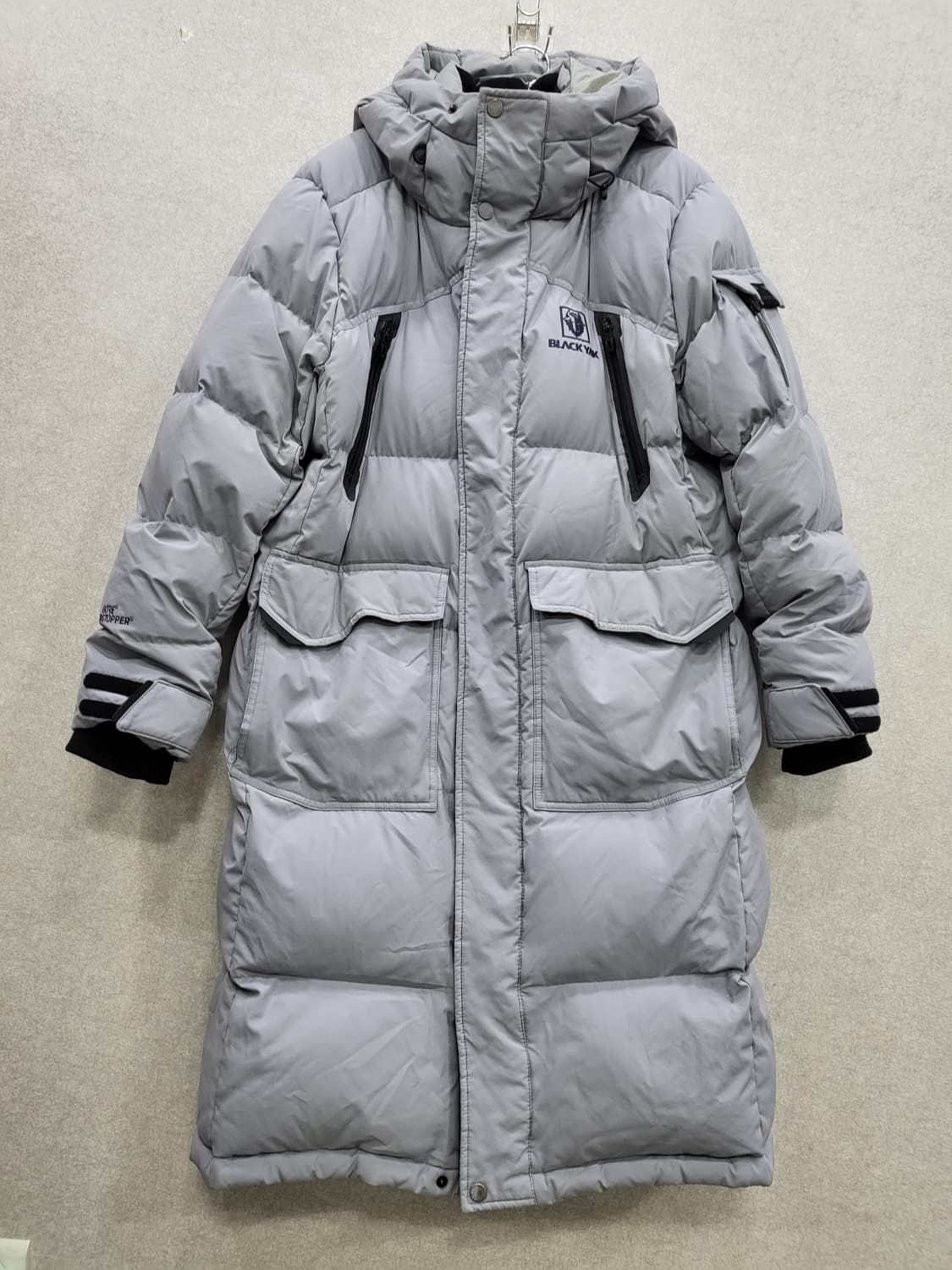 BLACKYAK 벤치 다운 롱패딩 상품이미지1