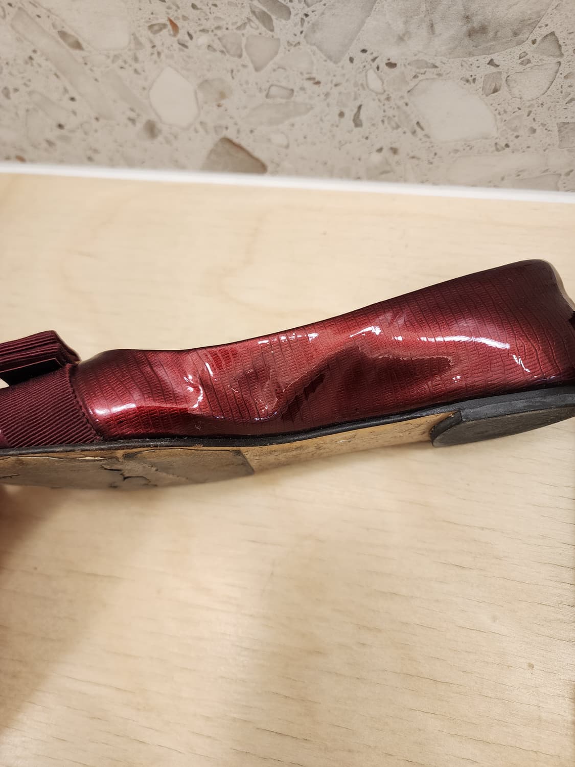 페라가모 바리나 페이던트 레드 4.5 상품이미지7