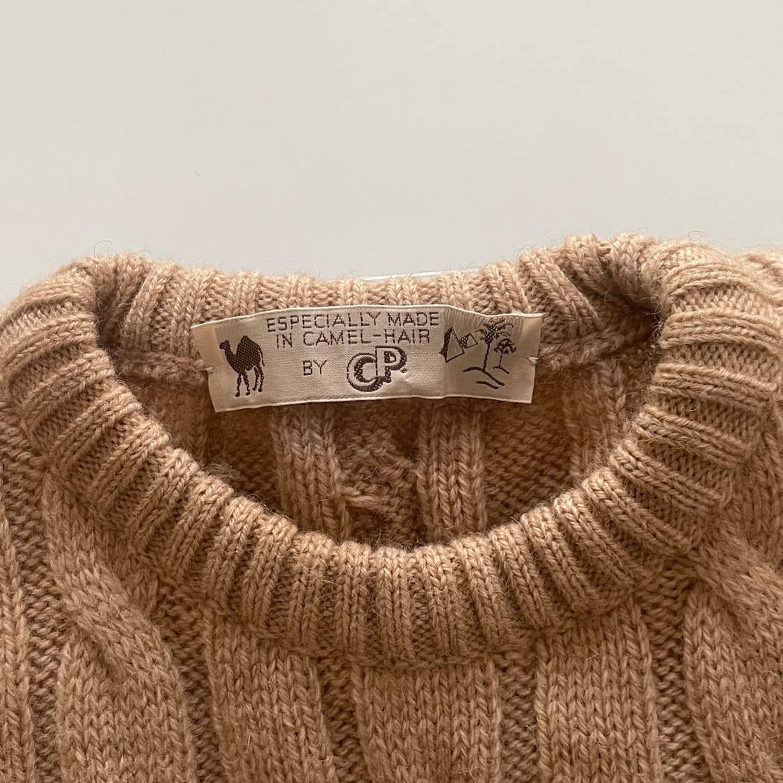 Camel Hair Cable Knit 상품이미지2