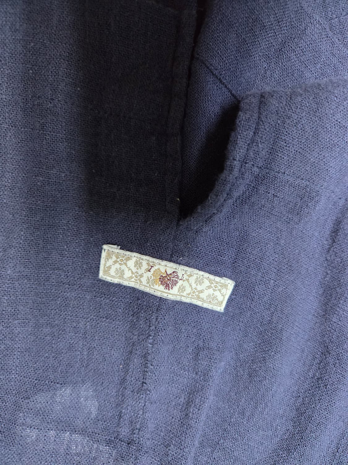 써스데이아일랜드 플라워 패턴 티셔츠 상품이미지3