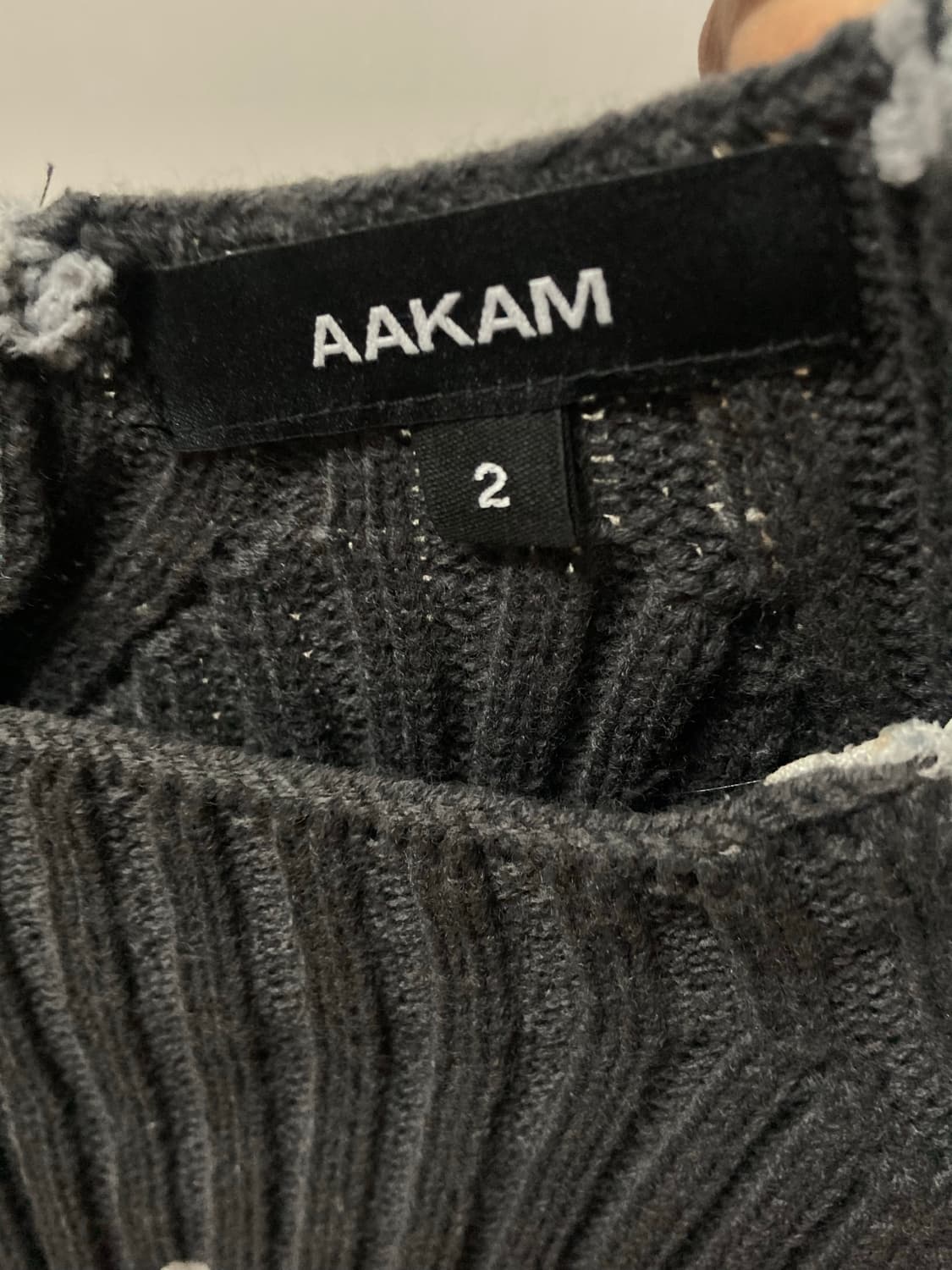 아캄 Paneled Half-Zip Sweater (Dark Gray) 상품이미지3