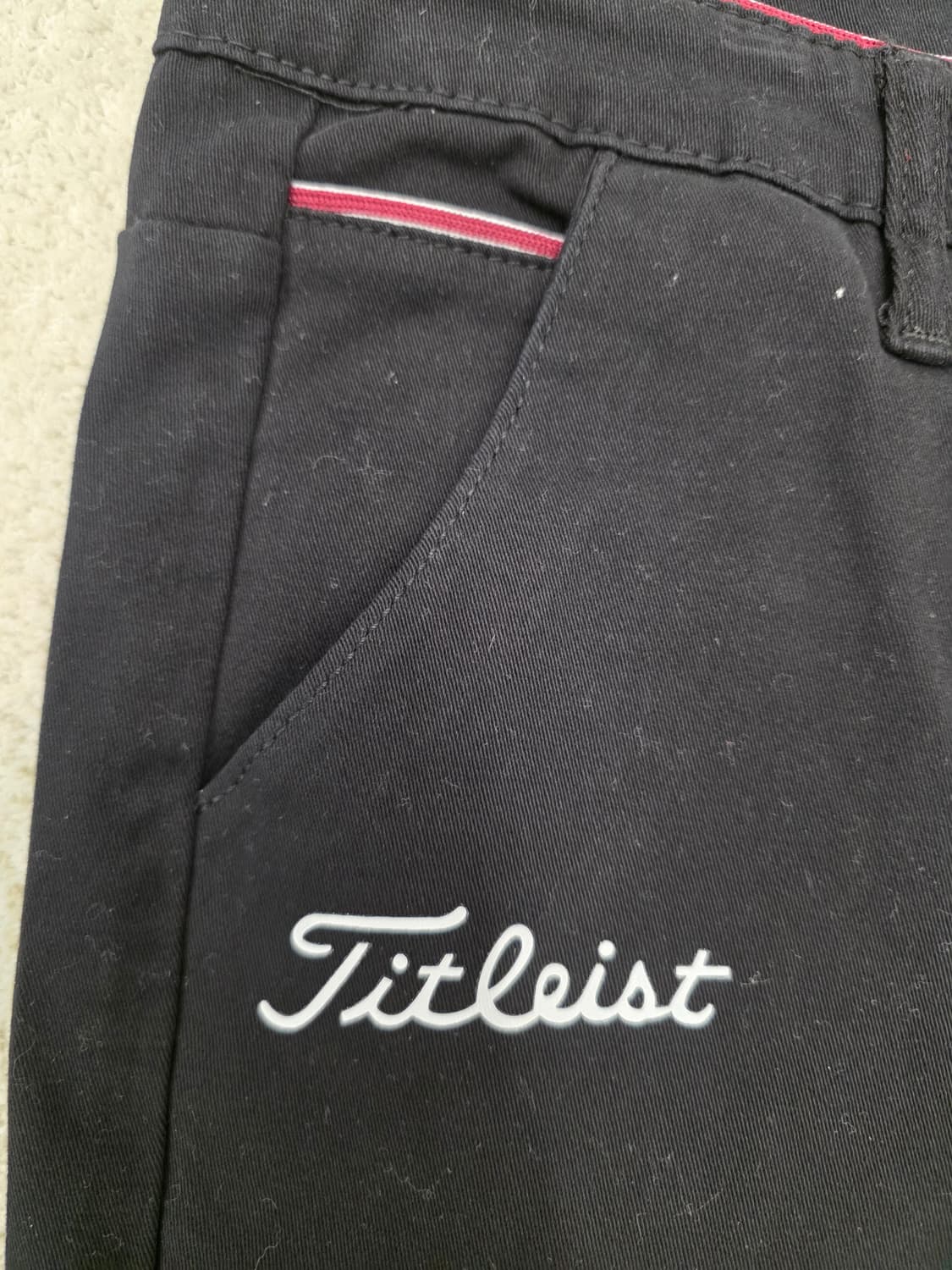타이틀리스트 남자 골프웨어 바지.  
싸이즈 34. 택포 상품이미지4