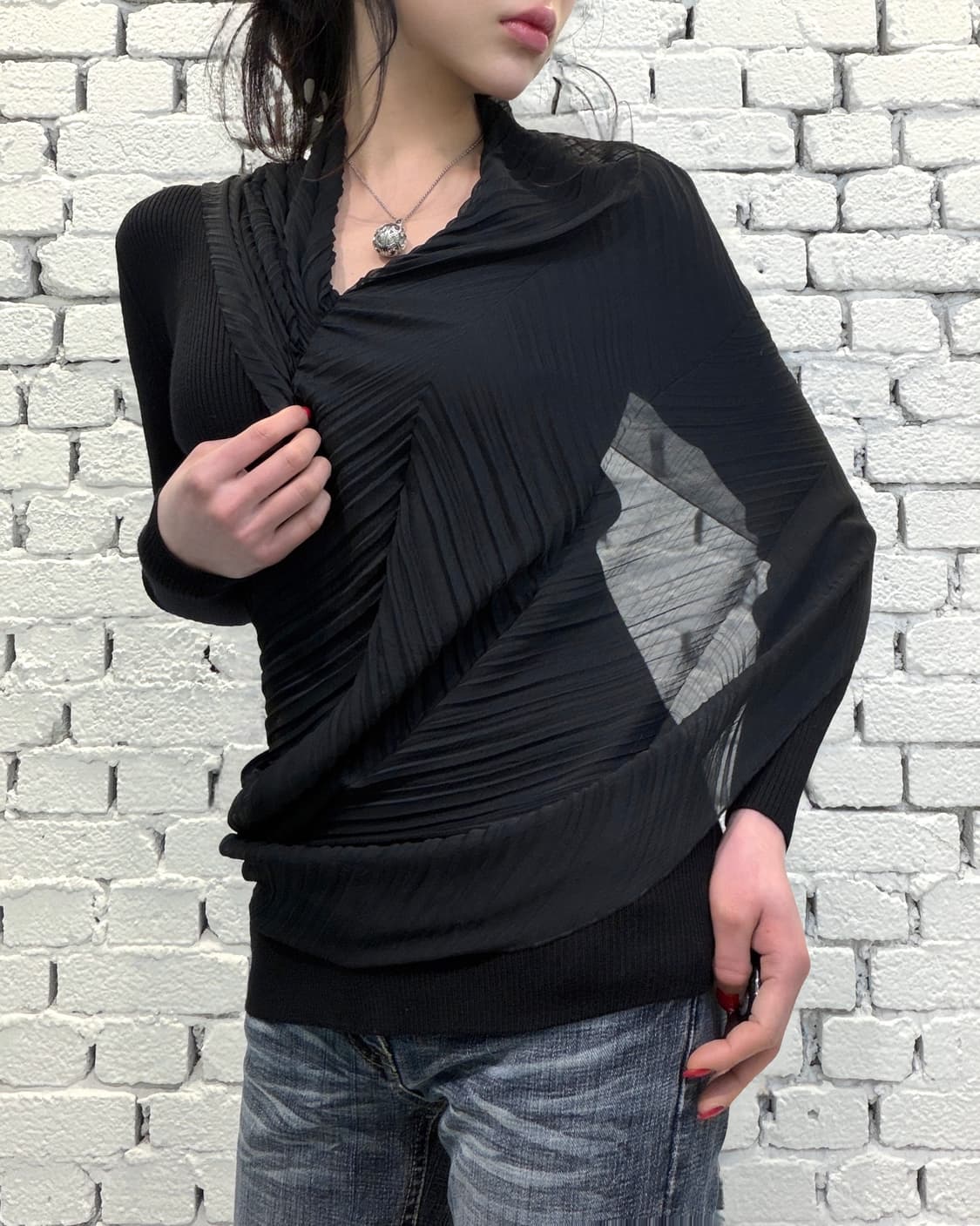 Pleated Scarf Layered Knit Top 상품이미지1