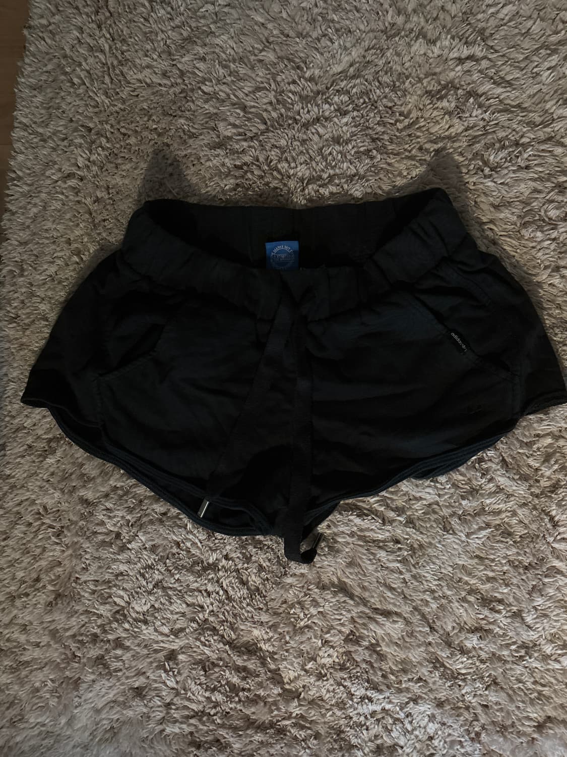아디다스 블랙 핫팬츠 반바지 트레이닝 팬츠 핀터깔 상품이미지1