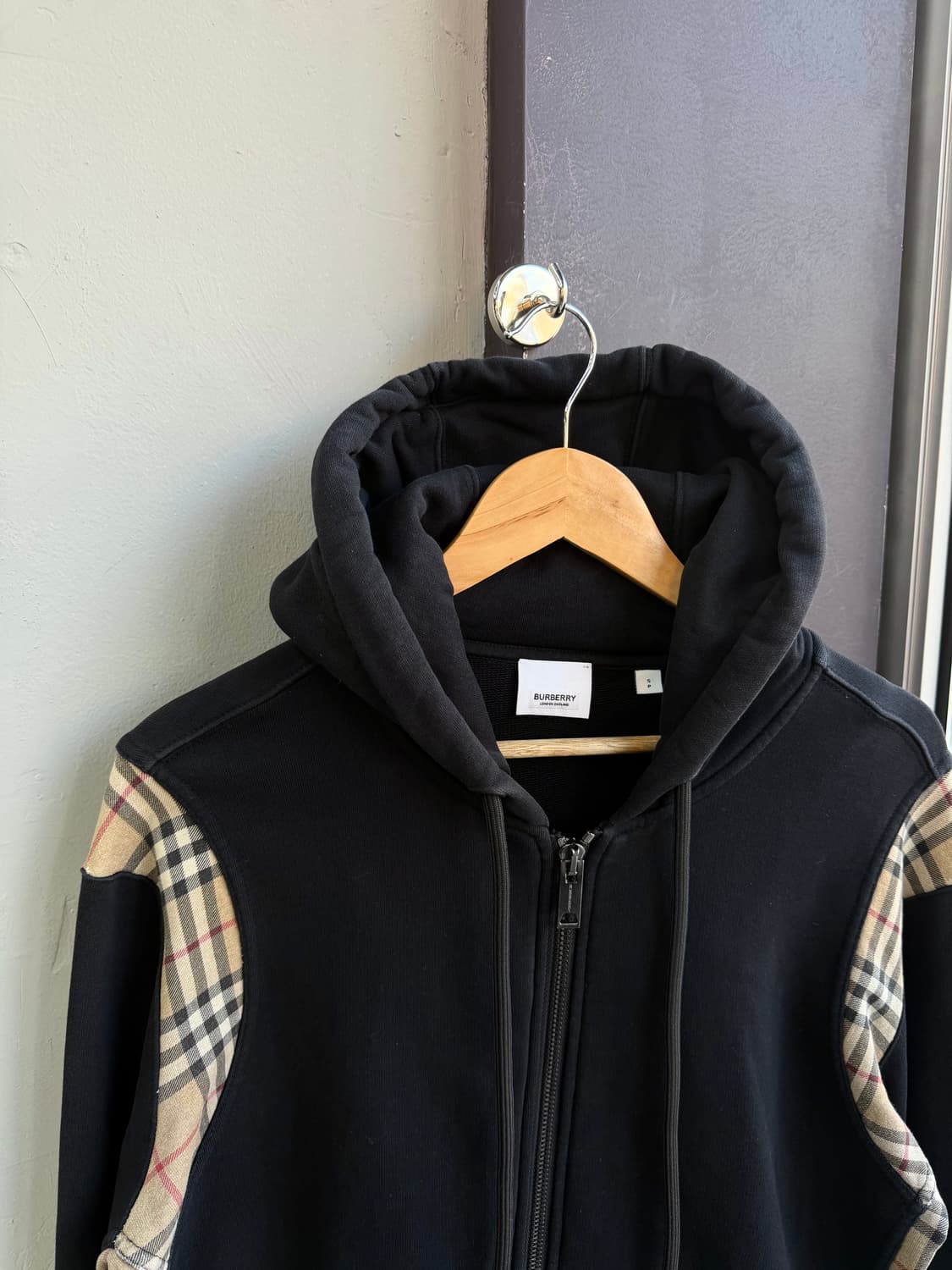 95~100/ 버버리 체크 패널 신형 후드집업 상품이미지4