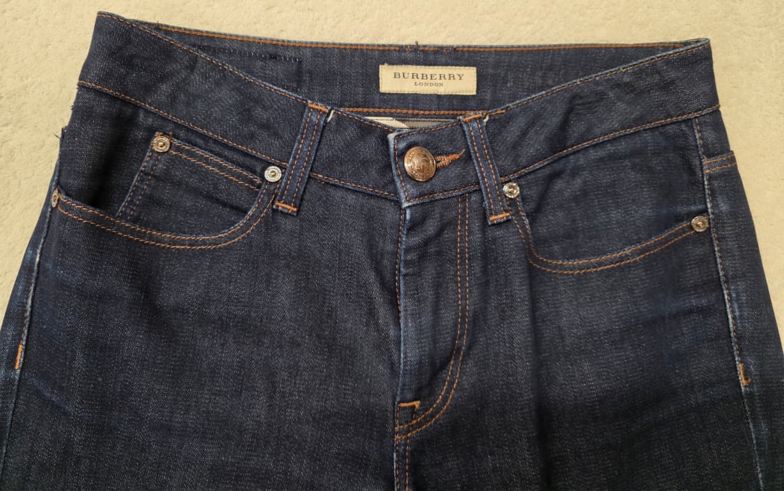 버버리 정품 여성청바지.  싸이즈 27 상품이미지2