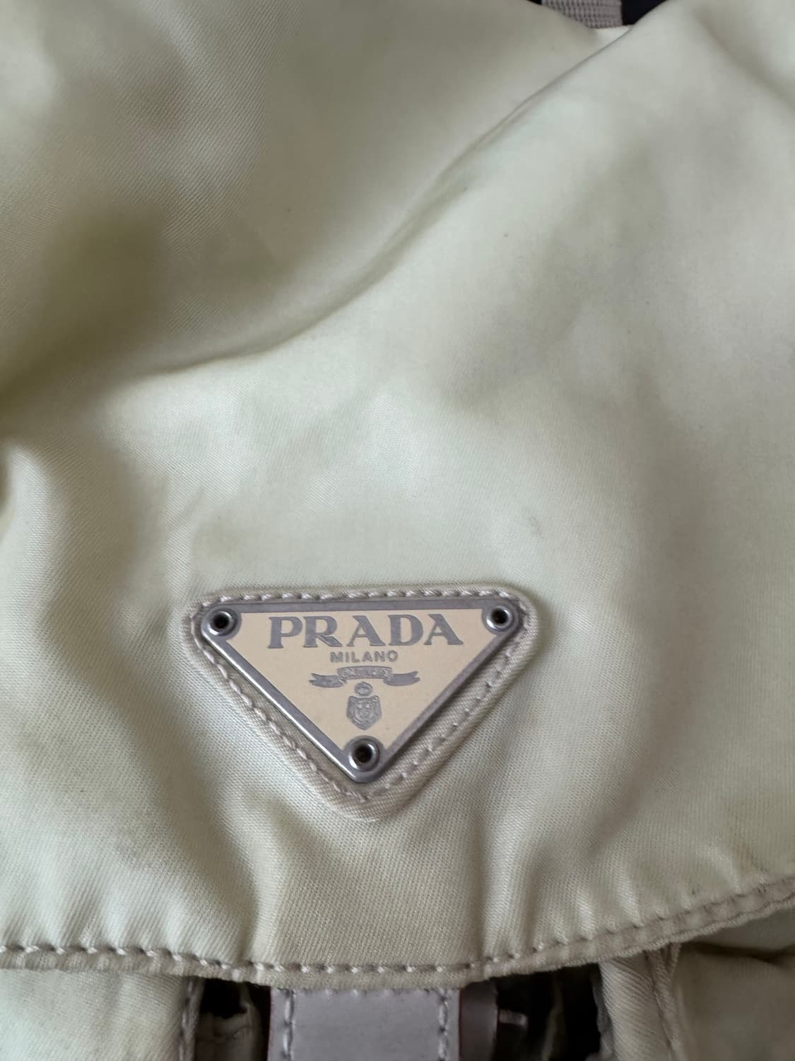 프라다 포코노 리나일론 백팩 투포켓 상품이미지2