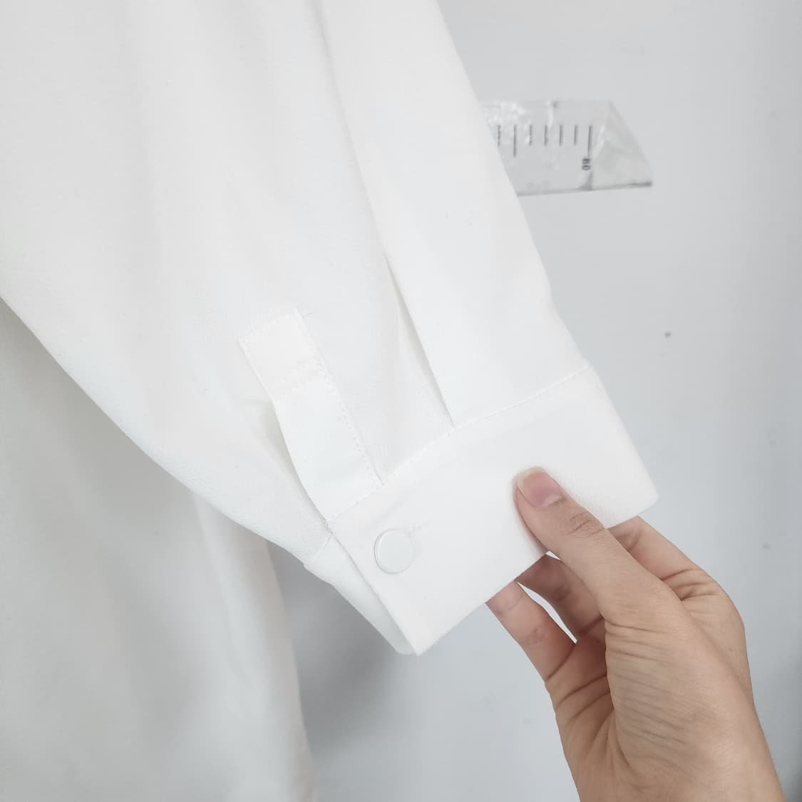 기비 화이트 반팔 티셔츠 상품이미지7