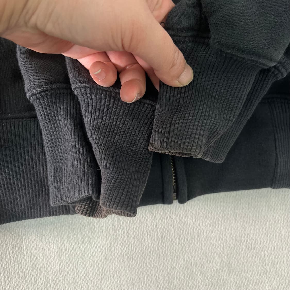 100 칼하트 WIP 후드집업 상품이미지5