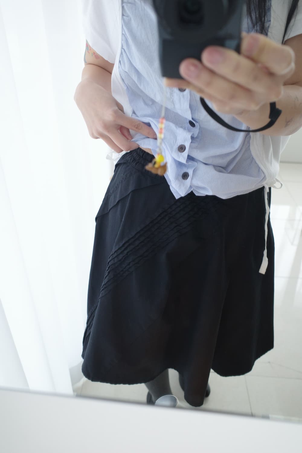 Tuck detailed skirt 상품이미지8