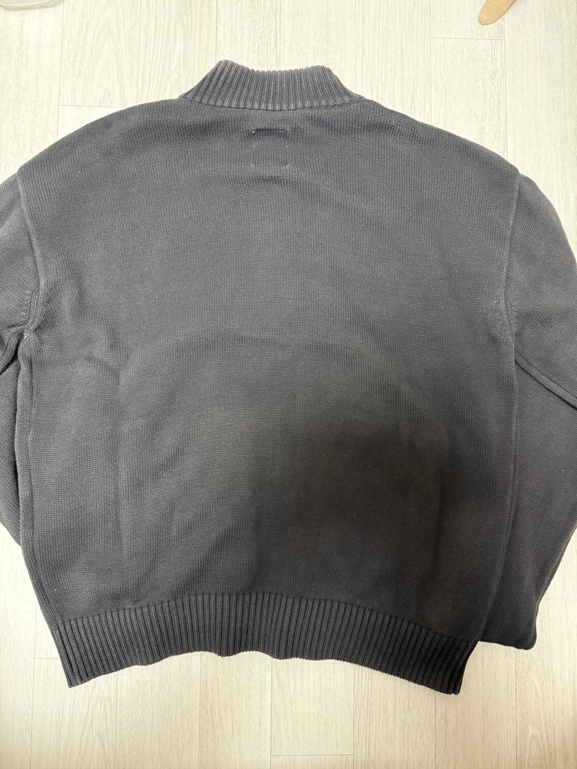 폴리테루 트랙 니트 집업 차콜 상품이미지3