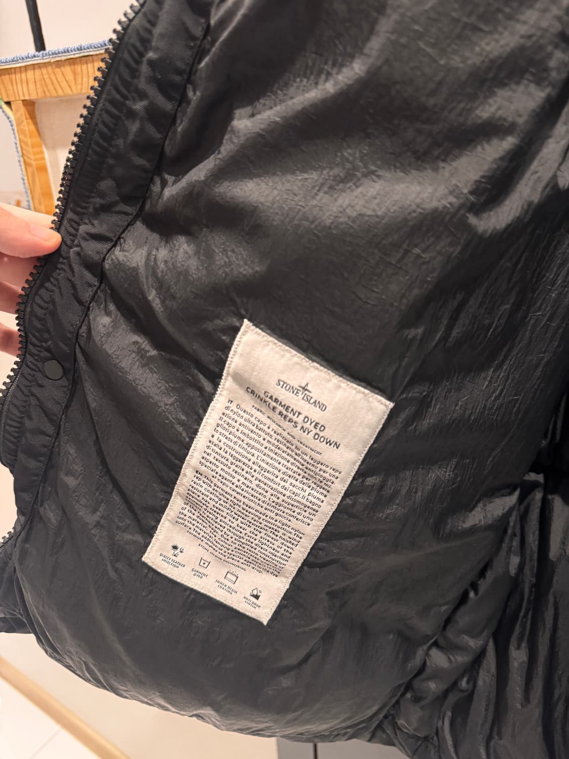 [XL]20FW 스톤아일랜드 클링클랩스 패딩 국내판 상품이미지4
