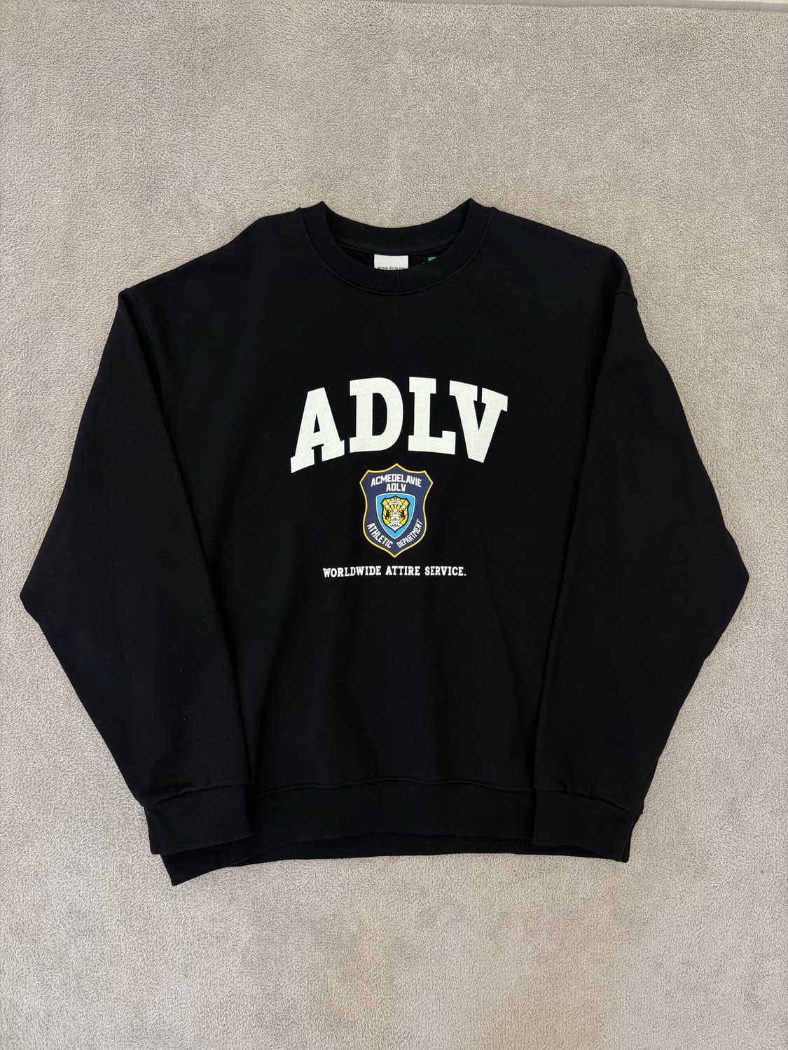 아크메데라비 맨투맨 상품이미지1