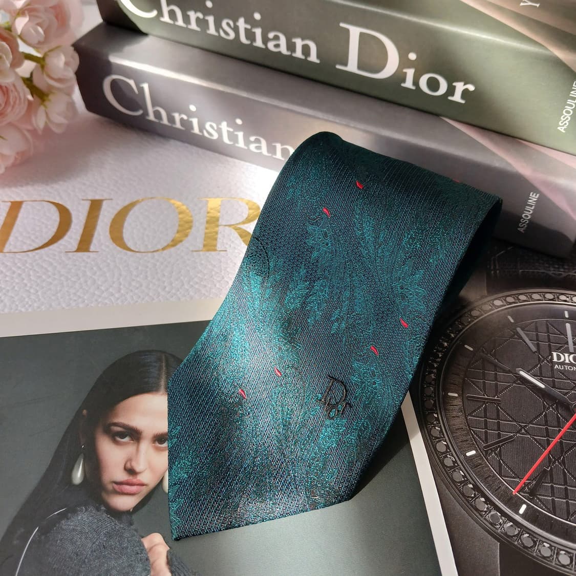 크리스찬 디올 실크 청녹 자카드 넥타이 8.1cm A+등급 A19813
 상품이미지3