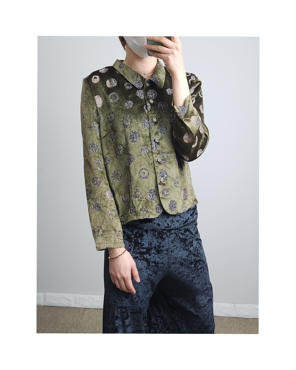 벨벳 도트 블라우스 상품이미지1