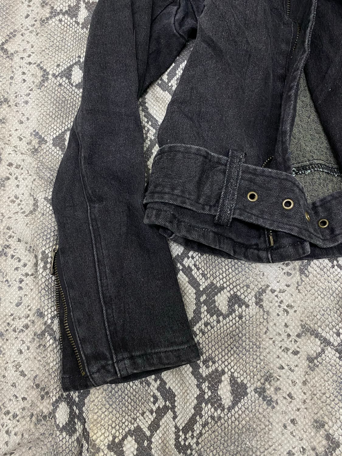 [CRYX•SPS]Y2KMood Leopard Detail Denim R 상품이미지2
