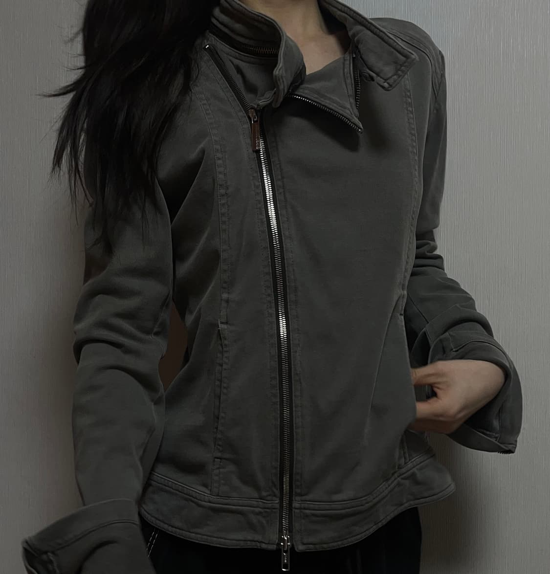 ARMANI JEANS 3way 지퍼 탑 상품이미지1