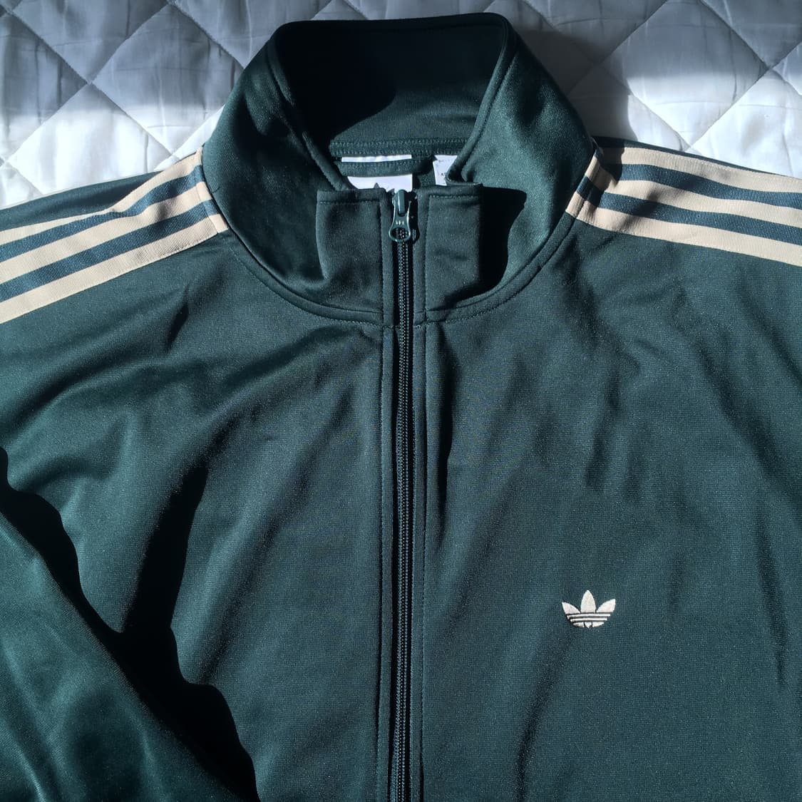 아디다스 트랙탑 쉐도우그린 상품이미지3