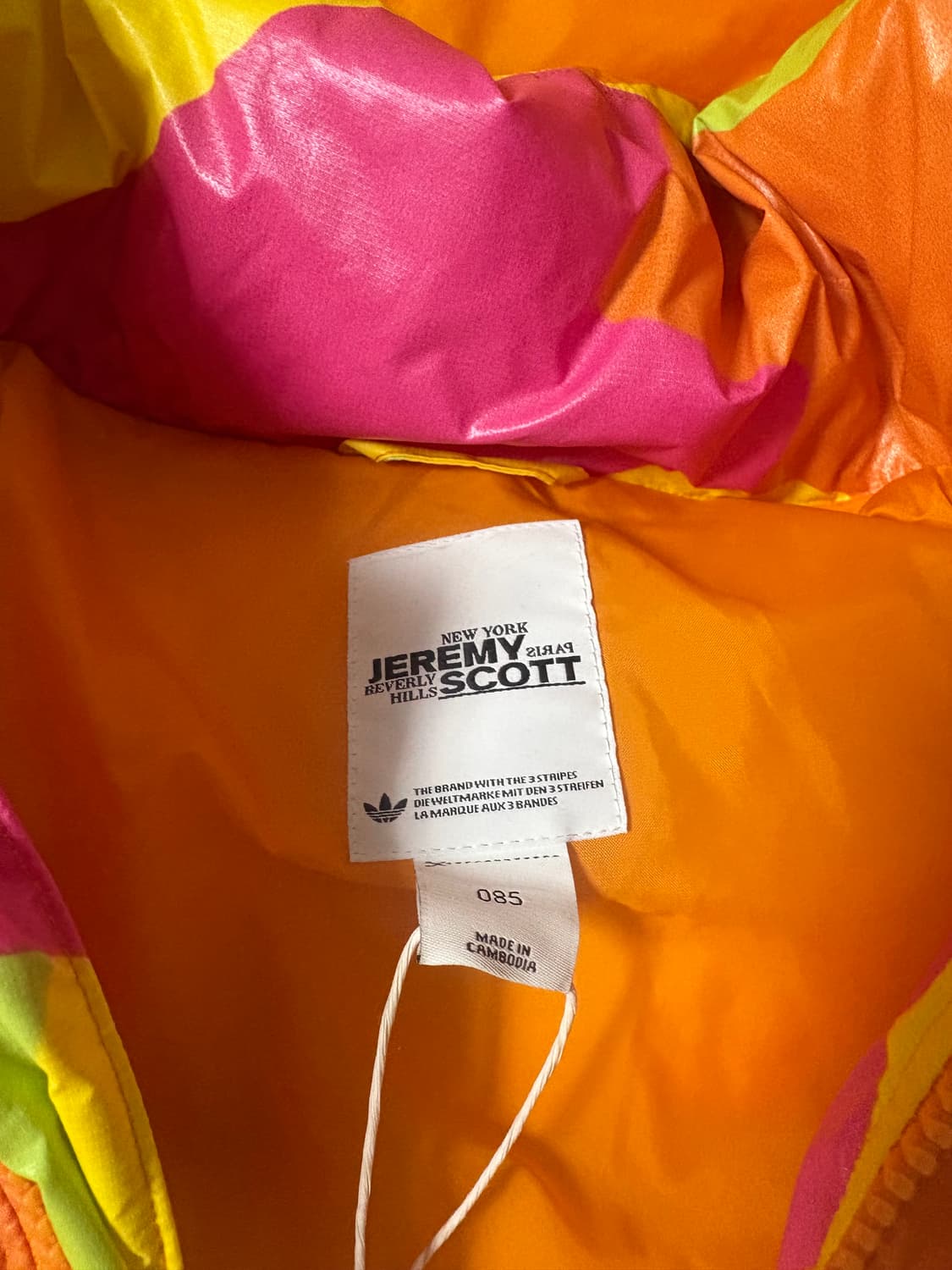 아디다스 제레미스캇 홀로그램 패딩 상품이미지3