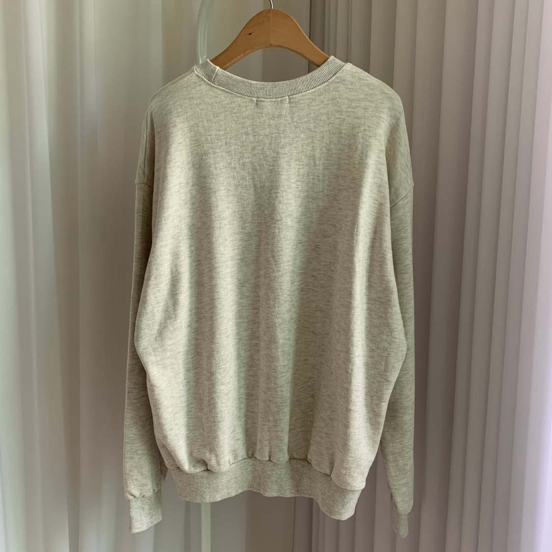 Dtm 햄프셔 레터링 루즈핏 남여공용 맨투맨 상품이미지2