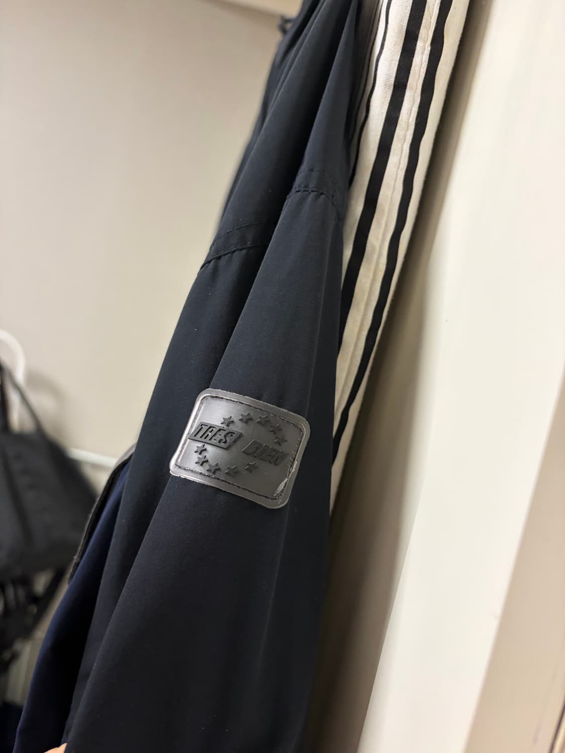 Tres Bien _ 아노락 바람막이 (사이즈 50) 상품이미지3