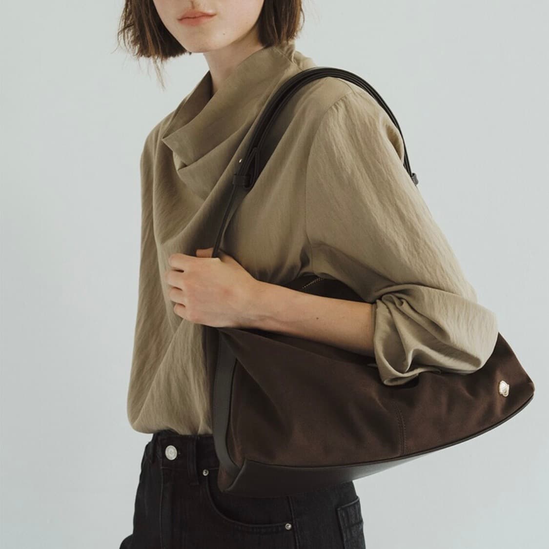 언에디트 스웨이드 데일리 호보백 상품이미지1